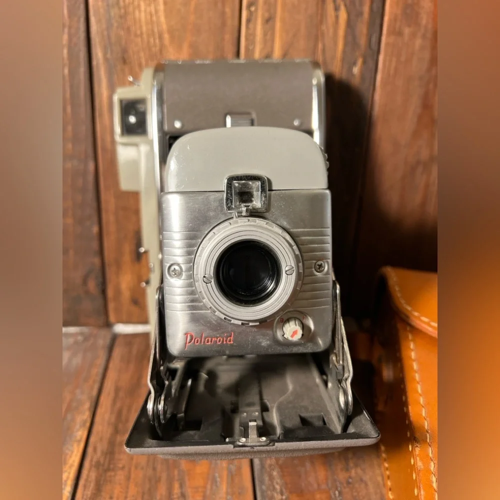 POLOROID Vintage 1950’s MODEL 80 LAND CAMERA W/ lined Genuine Leather Case/Bag